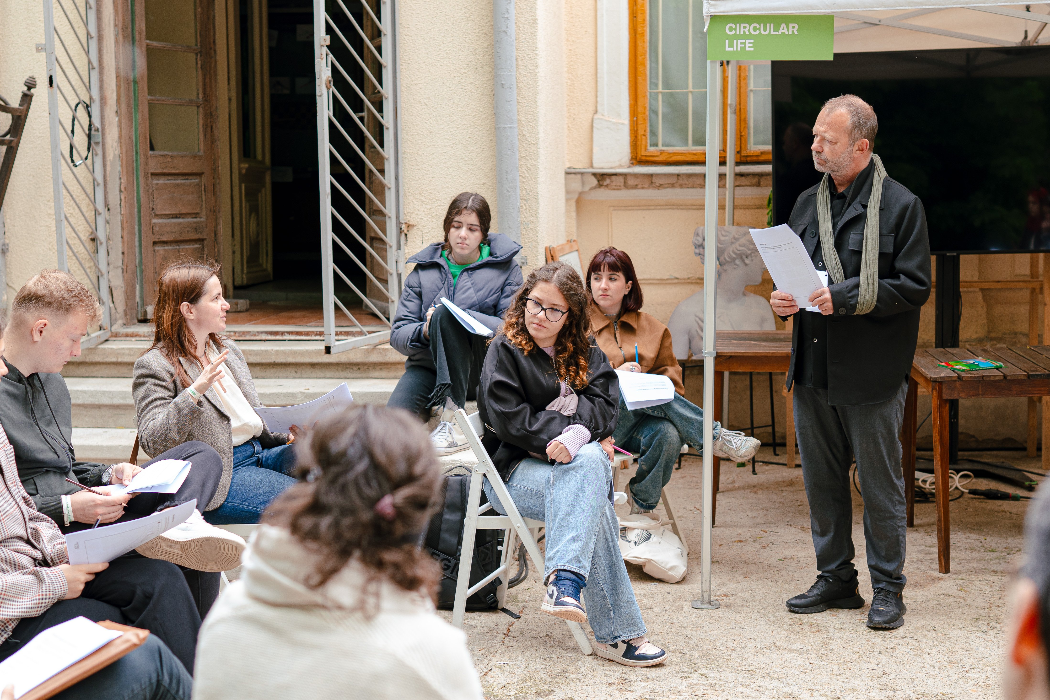 Bjarne facilitating a workshop in Romania